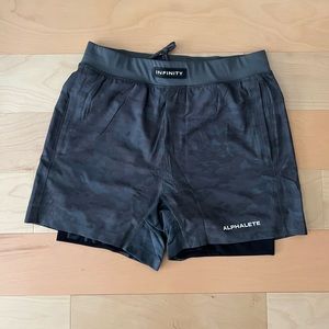 Alphalete Infinity Mens Medium Shorts